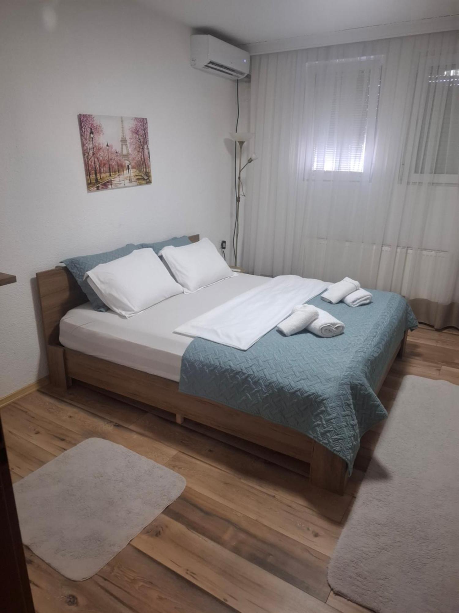 Nesi Apartmenti Priștina Exterior foto